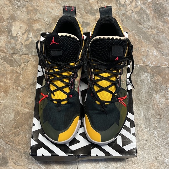 Jordan WHY NOT ZERO.2 SE/size 12. Barely worn condition of the shoe is great. - Picture 4 of 8